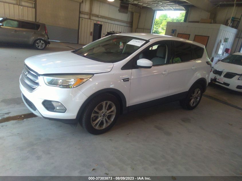 2017 FORD ESCAPE SE - 1FMCU0G97HUB30847