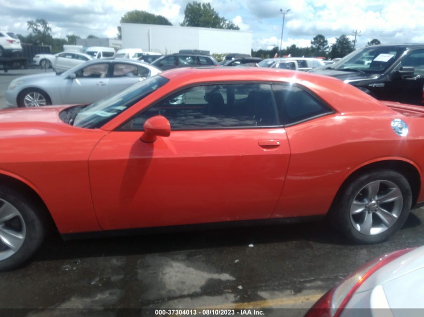 VIN 2C3CDZAG6JH128360 2018 DODGE CHALLENGER SXT