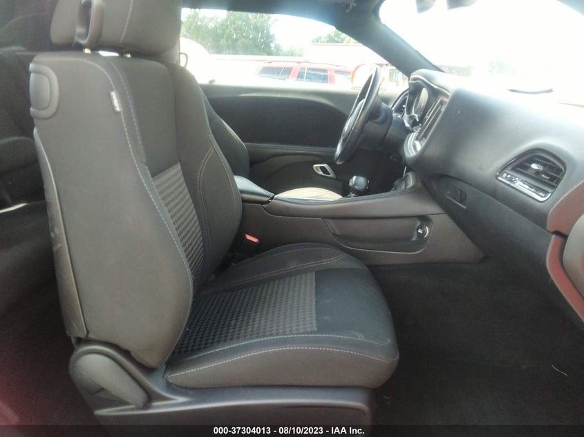 VIN 2C3CDZAG6JH128360 2018 DODGE CHALLENGER SXT
