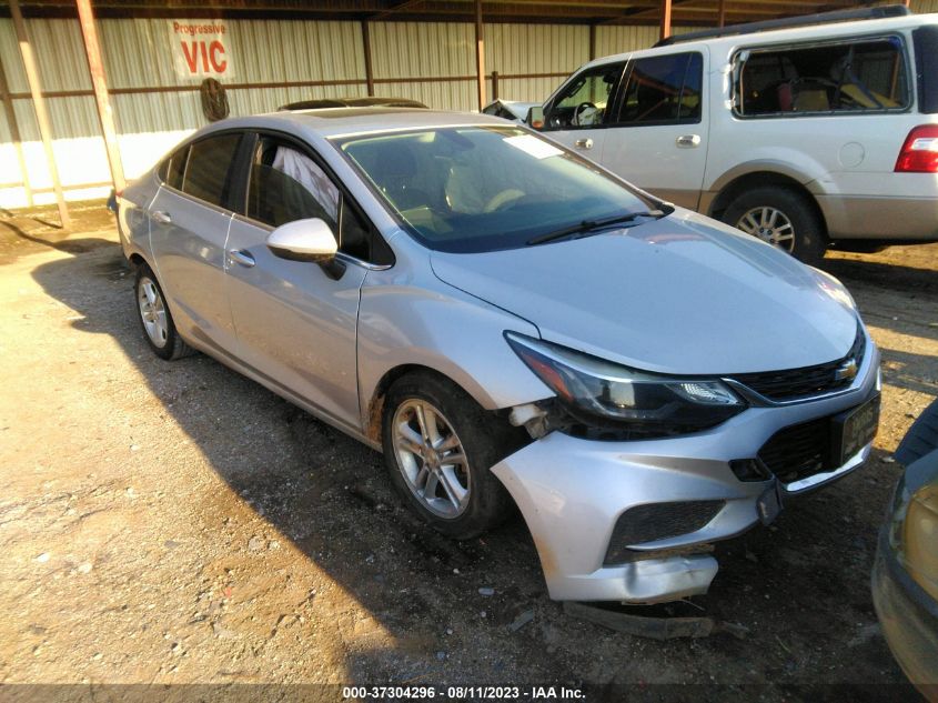 2018 CHEVROLET CRUZE LT - 1G1BE5SM5J7233168