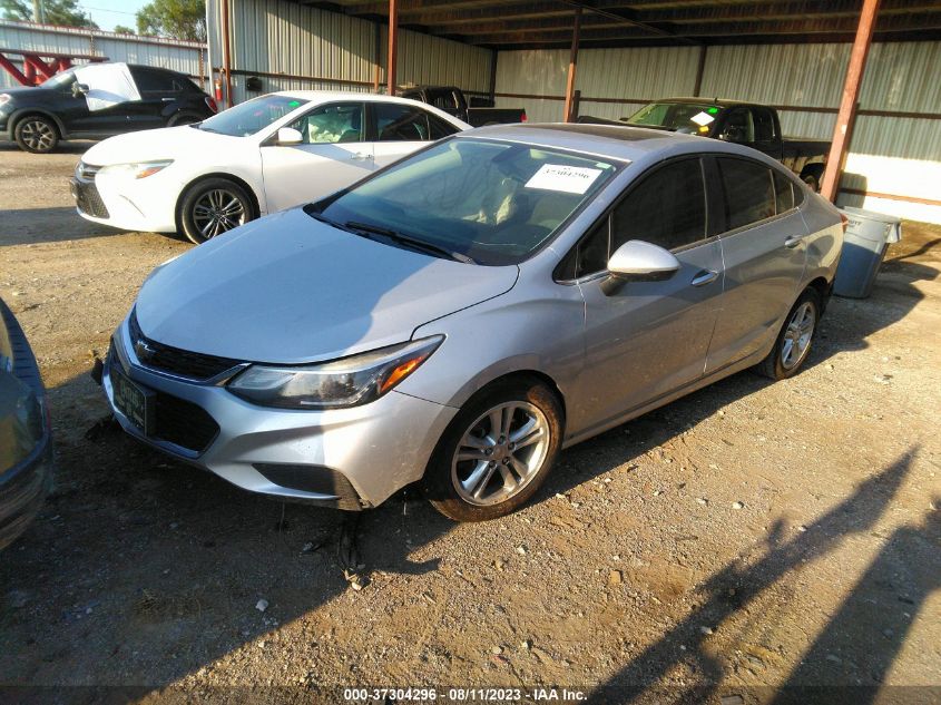 2018 CHEVROLET CRUZE LT - 1G1BE5SM5J7233168