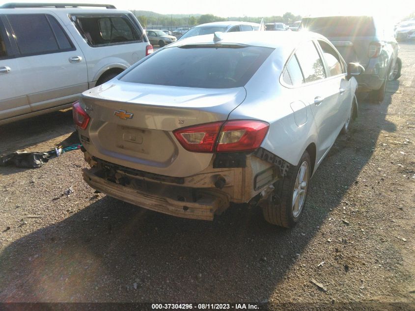 2018 CHEVROLET CRUZE LT - 1G1BE5SM5J7233168