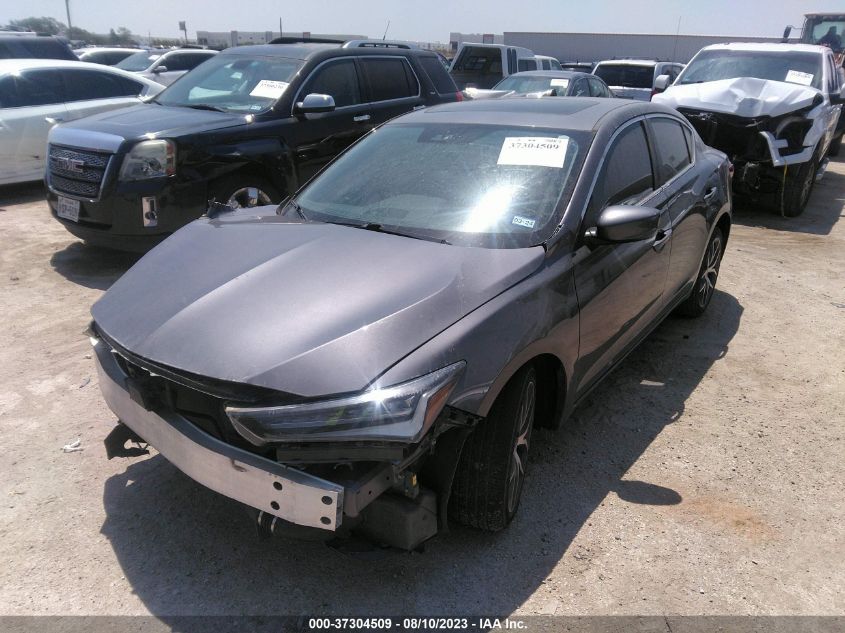 19UDE2F79KA004579 Acura ILX PREMIUM/TECHNOLOGY 2