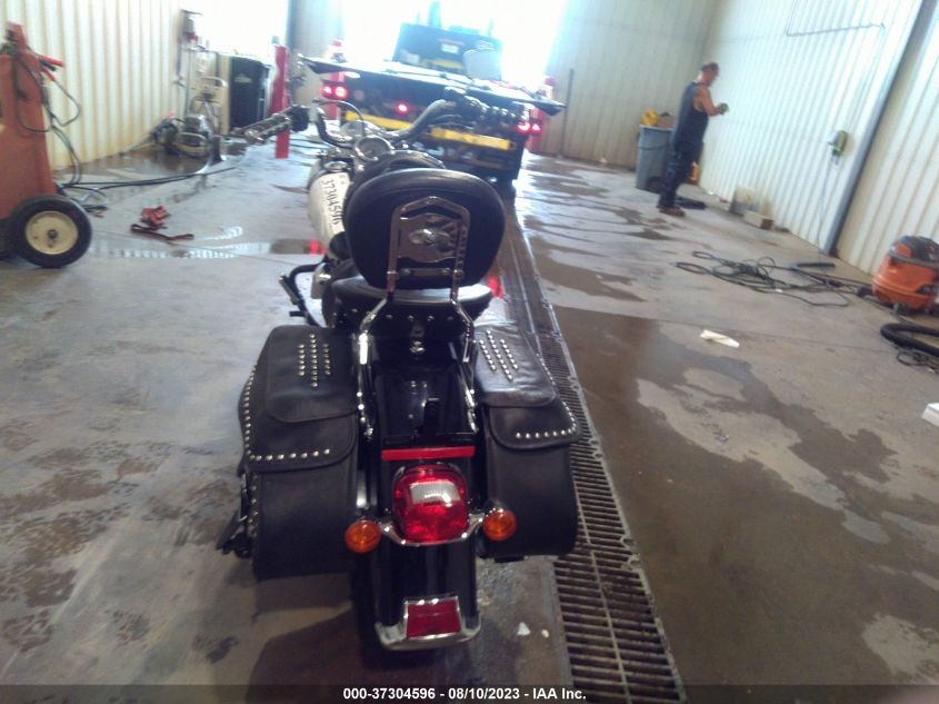 2006 HARLEY-DAVIDSON FLSTCI - 1HD1BWB126Y090798