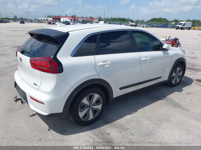 KNDCB3LC1K5339628 Kia Niro FE 4