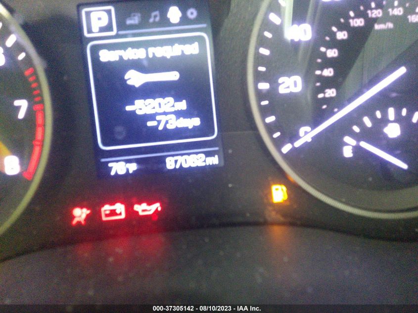 2016 HYUNDAI TUCSON SE - KM8J33A40GU073205