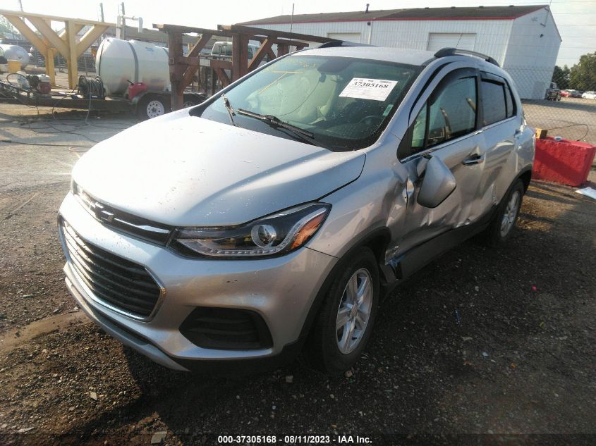 KL7CJLSB3LB037639 Chevrolet Trax LT 2