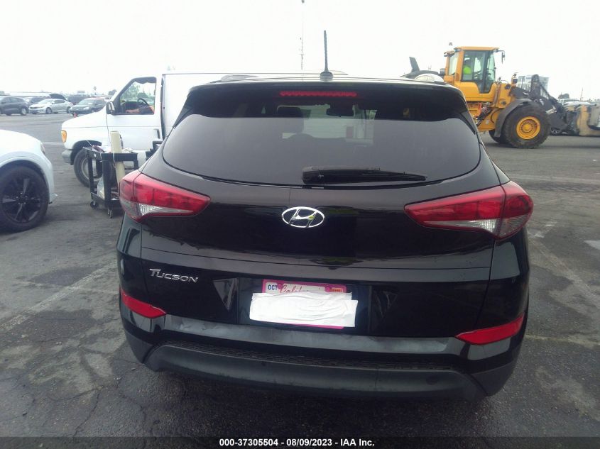 2017 HYUNDAI TUCSON SE - KM8J33A47HU488748