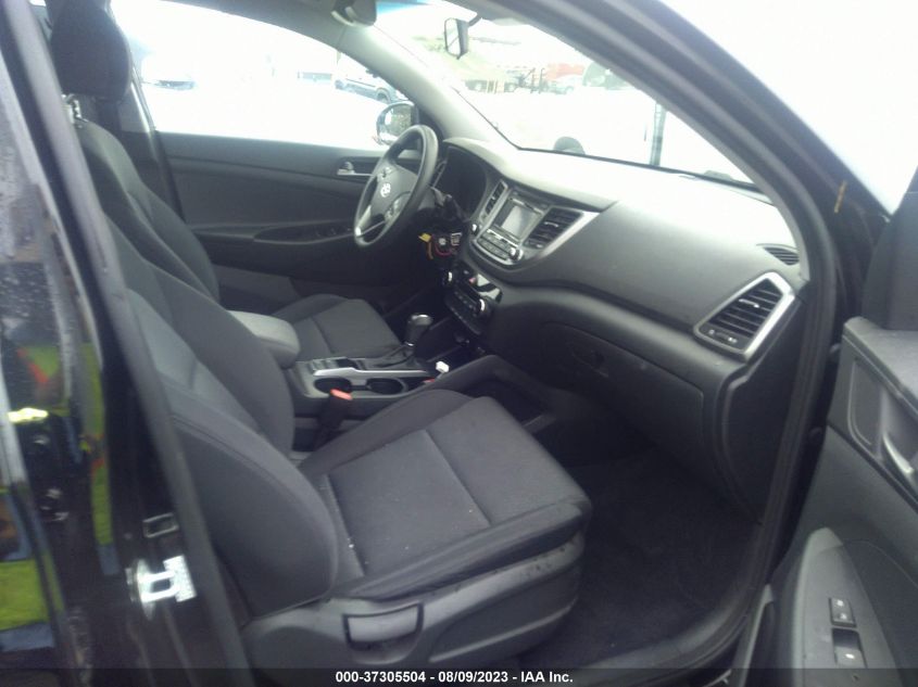 2017 HYUNDAI TUCSON SE - KM8J33A47HU488748