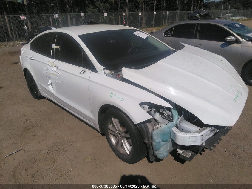 3FA6P0H70JR240275 FORD FUSION SE 2018