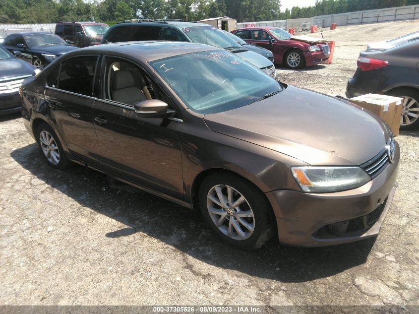 2013 VOLKSWAGEN JETTA SEDAN SE W/CONVENIENCE/SUNROOF - 3VWDP7AJ2DM383579