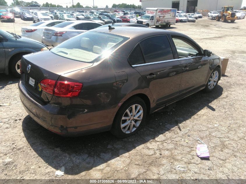 2013 VOLKSWAGEN JETTA SEDAN SE W/CONVENIENCE/SUNROOF - 3VWDP7AJ2DM383579