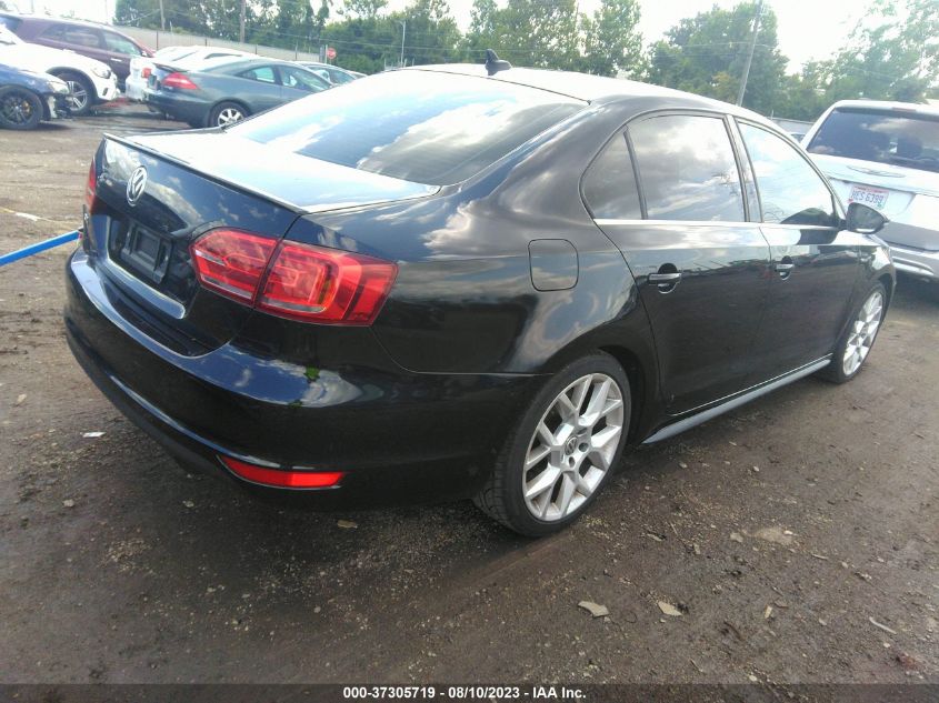 2014 VOLKSWAGEN JETTA SEDAN GLI EDITION 30 - 3VW4T7AJ1EM304576