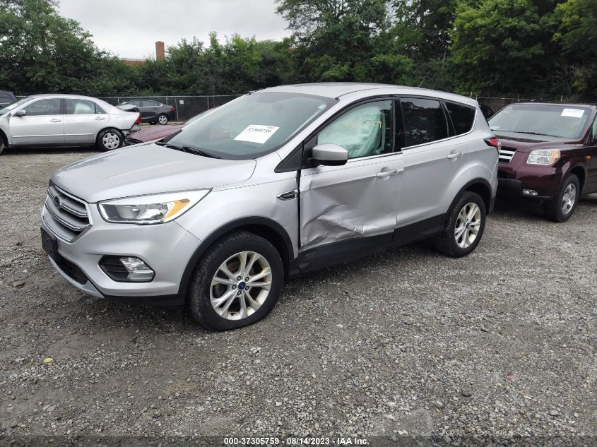 2017 FORD ESCAPE SE - 1FMCU0GD2HUE45415