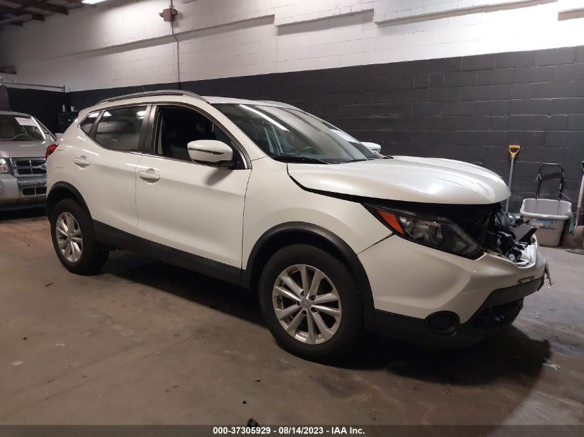 2017 NISSAN ROGUE SPORT SV - JN1BJ1CR8HW139598