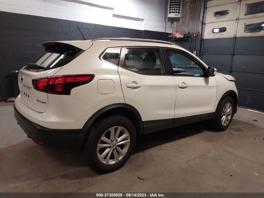 2017 NISSAN ROGUE SPORT SV - JN1BJ1CR8HW139598