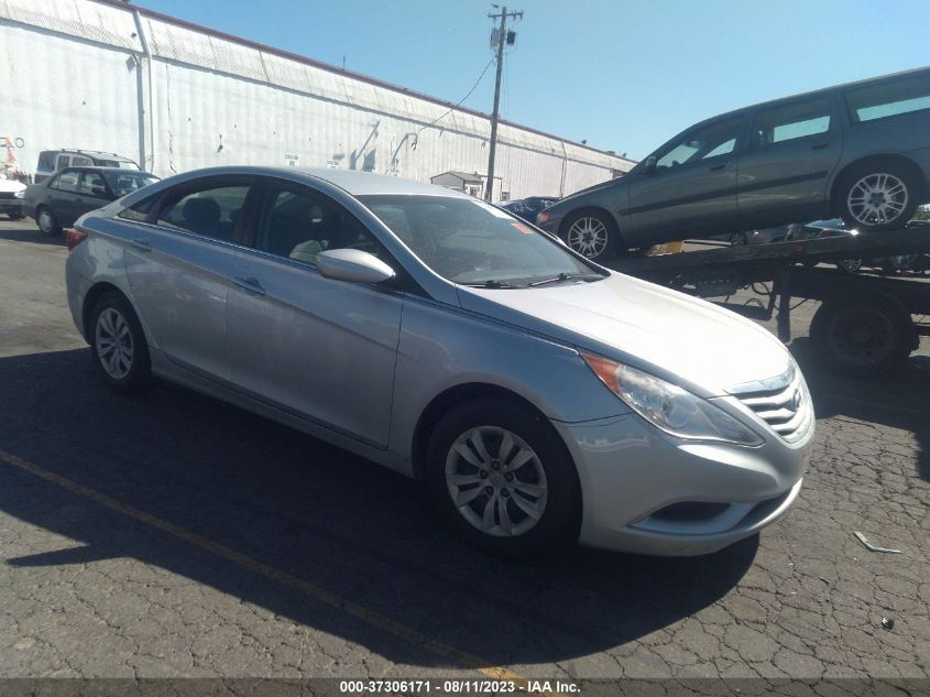 2013 HYUNDAI SONATA GLS - 5NPEB4ACXDH545597