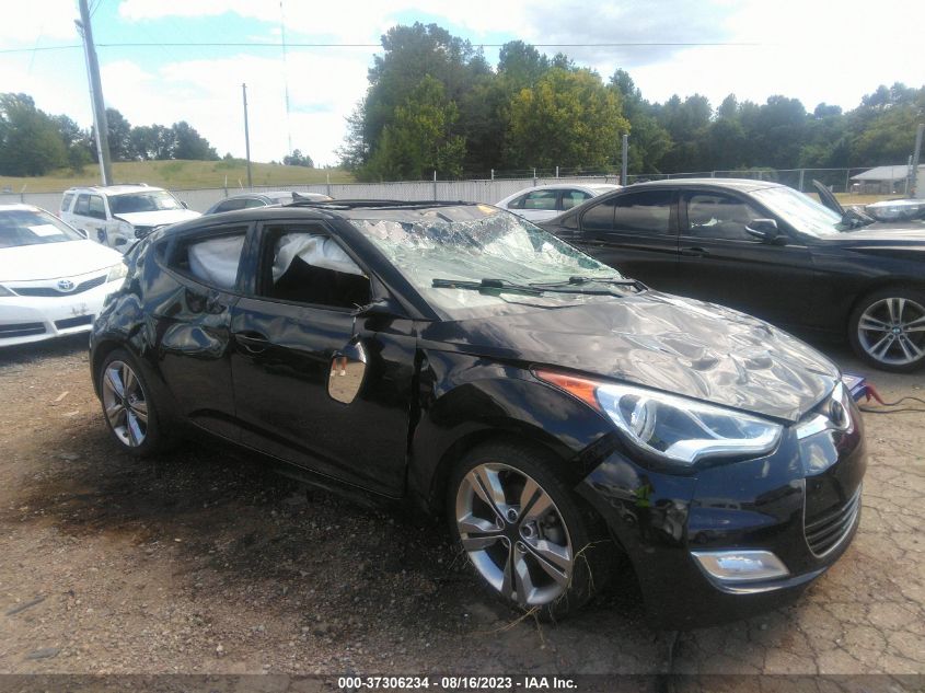 2016 HYUNDAI VELOSTER - KMHTC6AD4GU289245