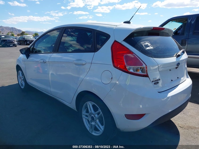 VIN 3FADP4EJ8JM115374 2018 FORD FIESTA SE