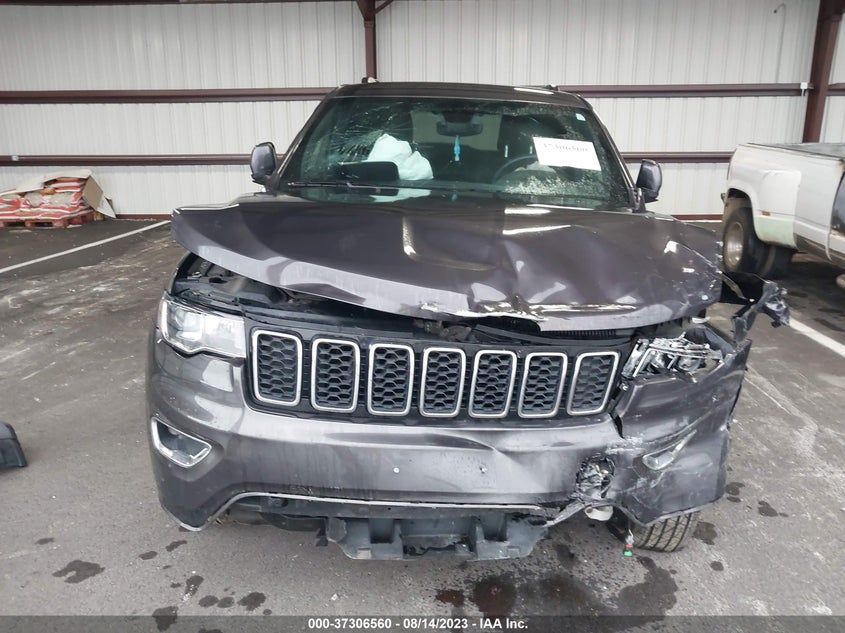 VIN 1C4RJFAG5HC803657 2017 JEEP GRAND CHEROKEE LAREDO