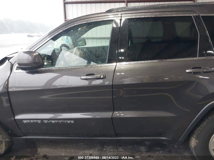 VIN 1C4RJFAG5HC803657 2017 JEEP GRAND CHEROKEE LAREDO