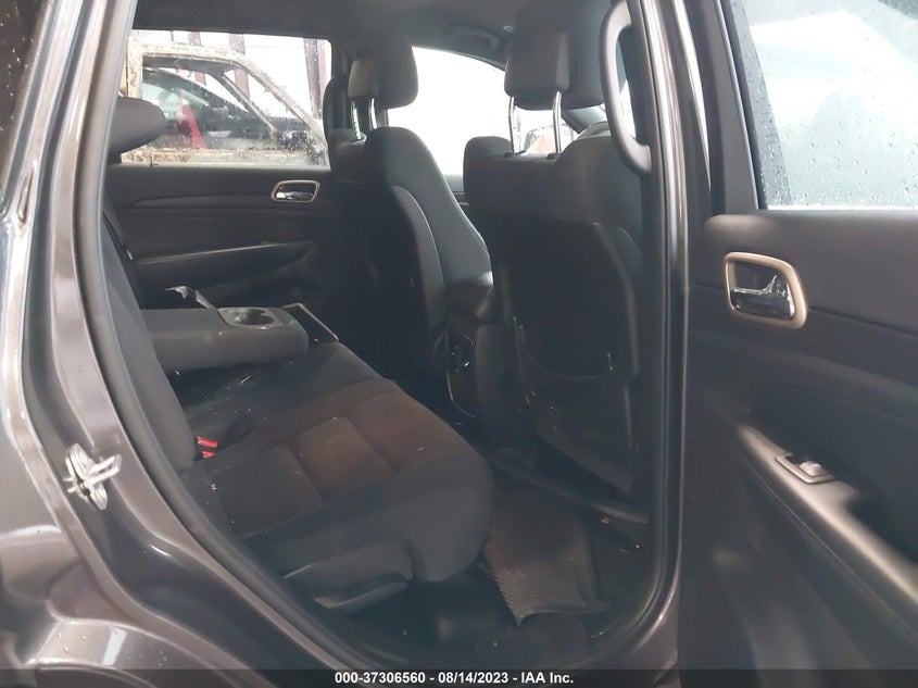 VIN 1C4RJFAG5HC803657 2017 JEEP GRAND CHEROKEE LAREDO