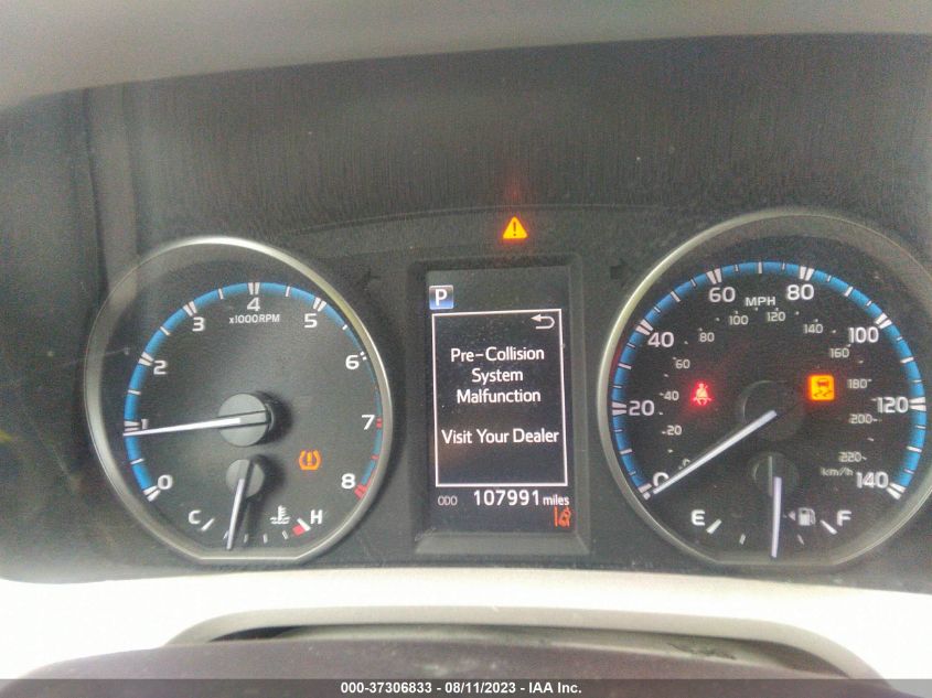 2018 TOYOTA RAV4 XLE - 2T3RFREV6JW815136