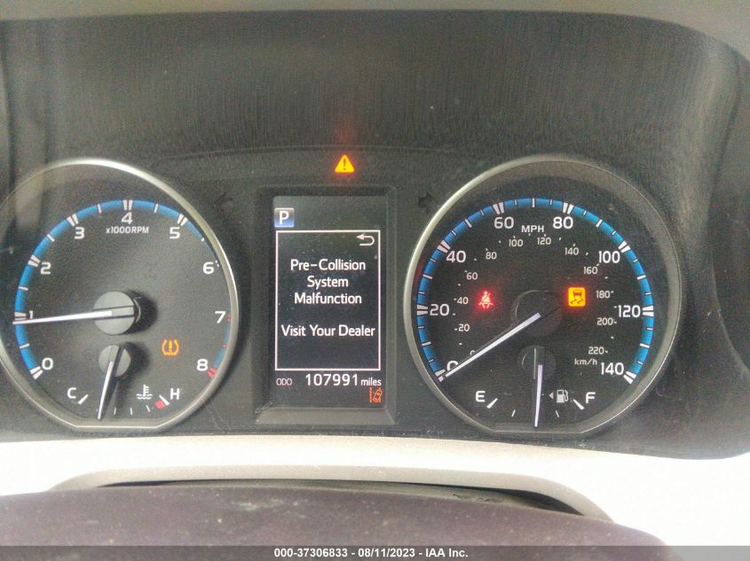2018 TOYOTA RAV4 XLE - 2T3RFREV6JW815136