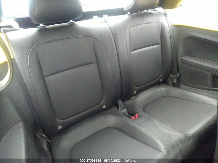 2013 VOLKSWAGEN BEETLE COUPE 2.5L - 3VWJP7AT4DM646580