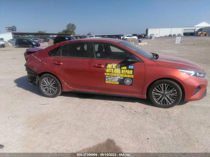 VIN 3KPF54AD7PE599226 2023 KIA FORTE GT LINE