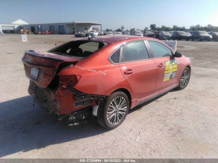 VIN 3KPF54AD7PE599226 2023 KIA FORTE GT LINE