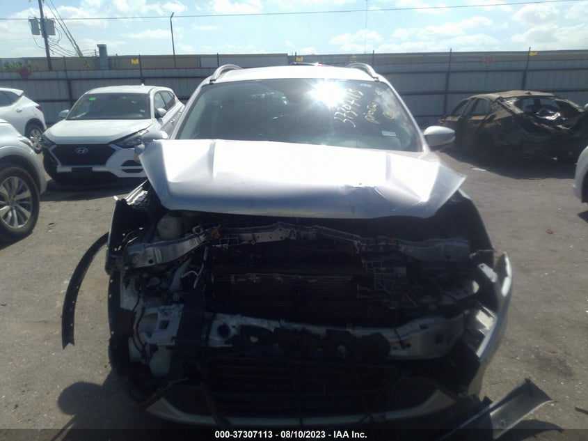 VIN 1FMCU0J93JUD58407 2018 FORD ESCAPE TITANIUM