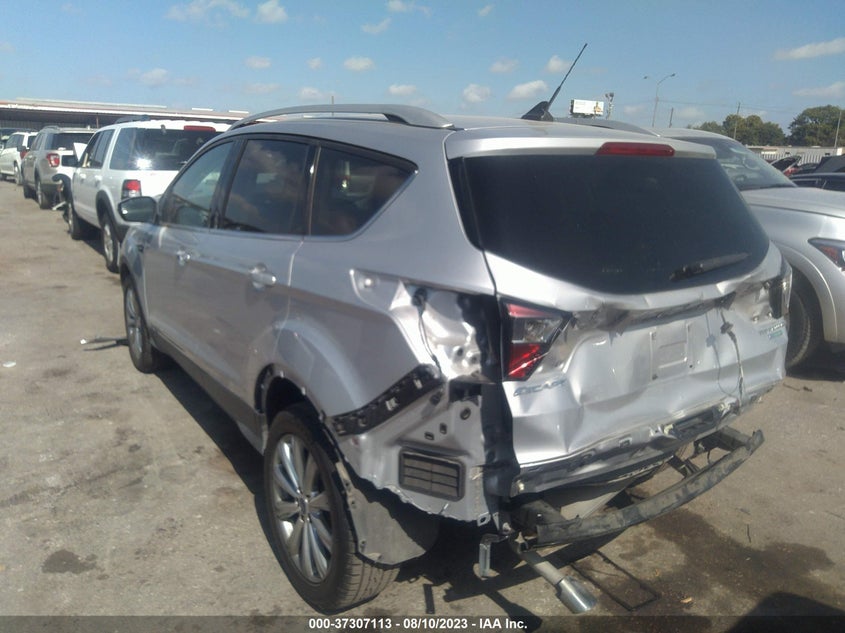 VIN 1FMCU0J93JUD58407 2018 FORD ESCAPE TITANIUM