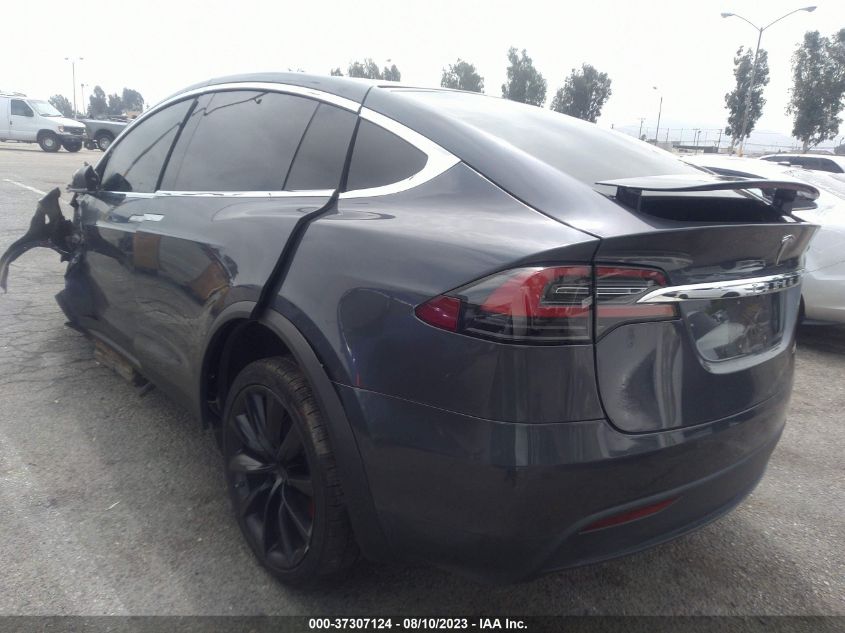 5YJXCBE41MF320576 Tesla Model X PERFORMANCE 3