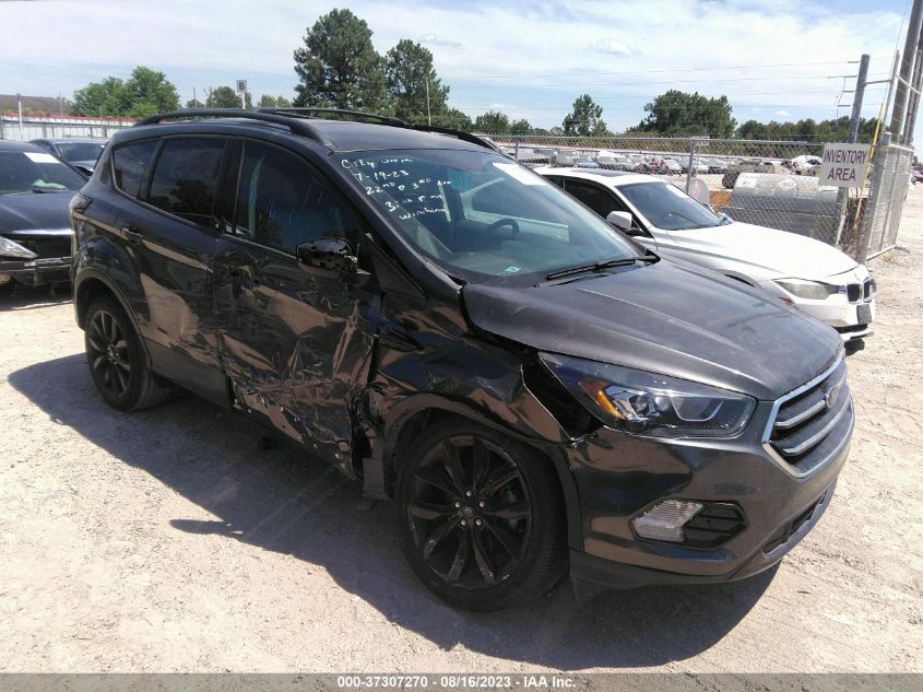 2018 FORD ESCAPE SE - 1FMCU0GD3JUD00373