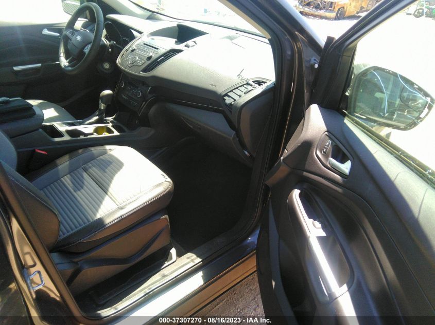 2018 FORD ESCAPE SE - 1FMCU0GD3JUD00373