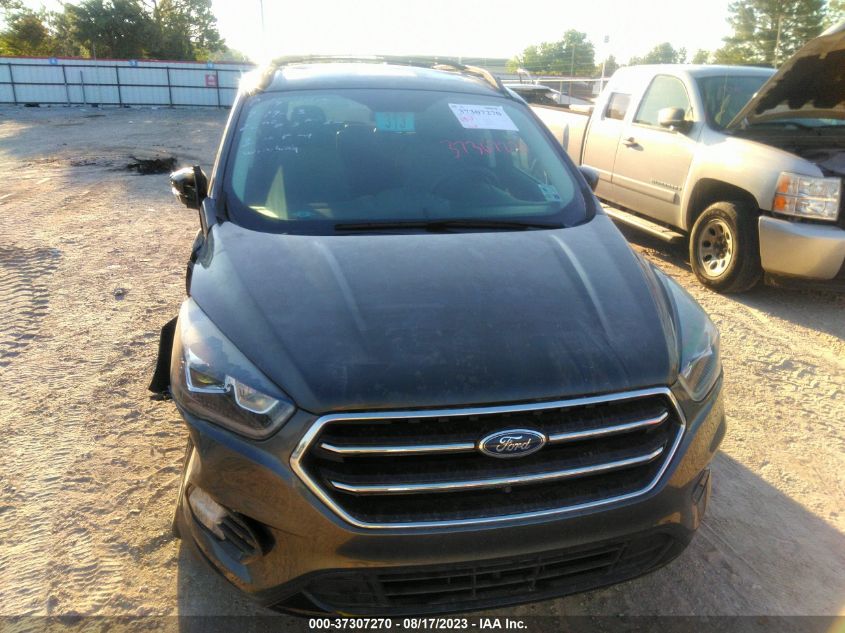 1FMCU0GD3JUD00373 2018 FORD ESCAPE, photo no. 13