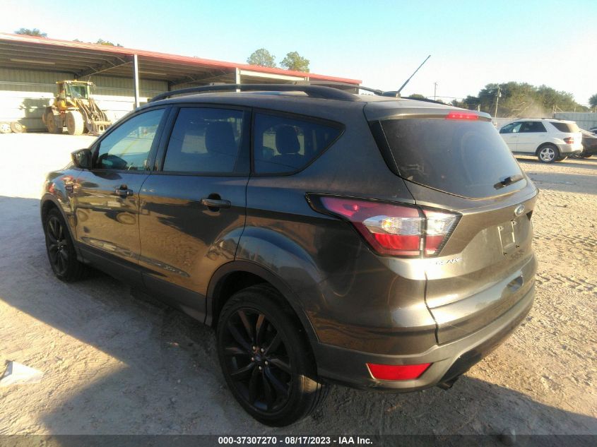 1FMCU0GD3JUD00373 2018 FORD ESCAPE, photo no. 3