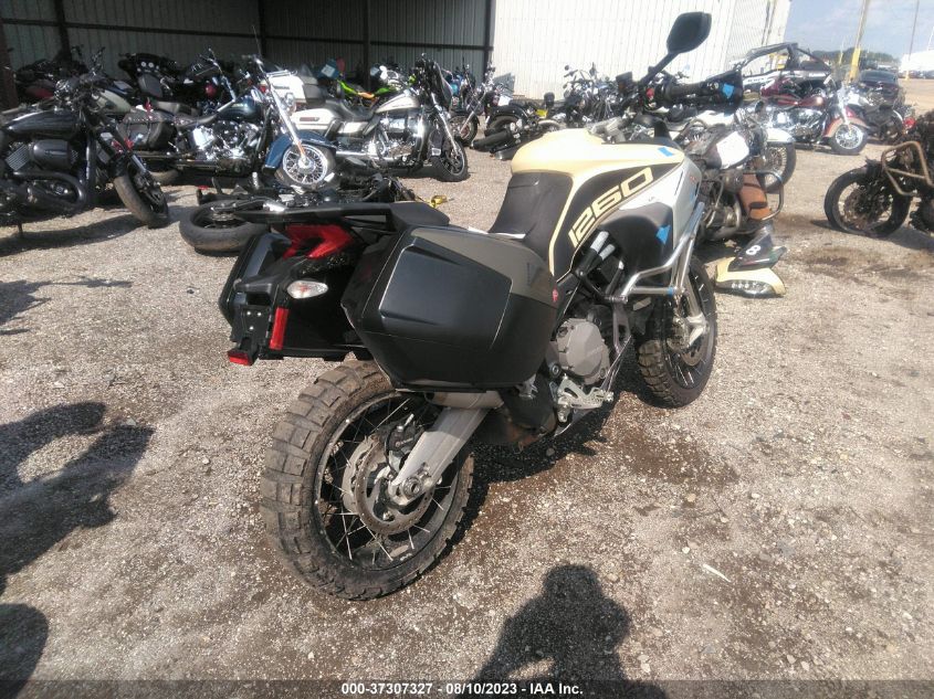 2019 DUCATI MULTISTRADA 1260 ENDURO ZDMAAERW3KB032345