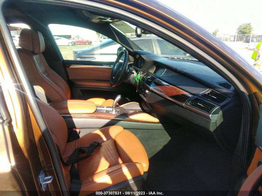2014 BMW X6 XDRIVE50I - 5UXFG8C56EL592374