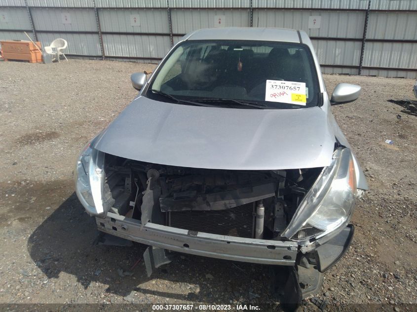 2018 NISSAN VERSA SEDAN SV - 3N1CN7AP1JL811932
