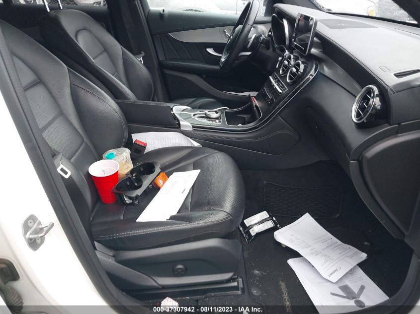 2019 MERCEDES-BENZ GLC GLC 300 - WDC0J4KBXKF591659