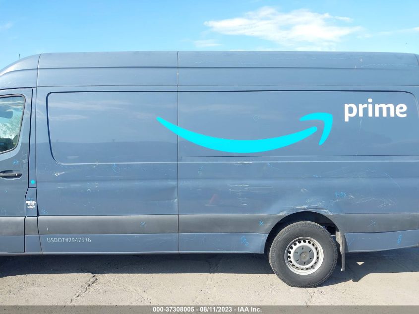 2019 MERCEDES-BENZ SPRINTER VAN WD4PF1CDXKT007384