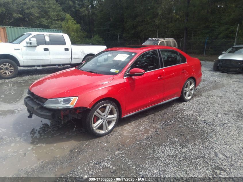 2015 VOLKSWAGEN JETTA SEDAN 2.0T GLI SE - 3VW5S7AJ3FM345560