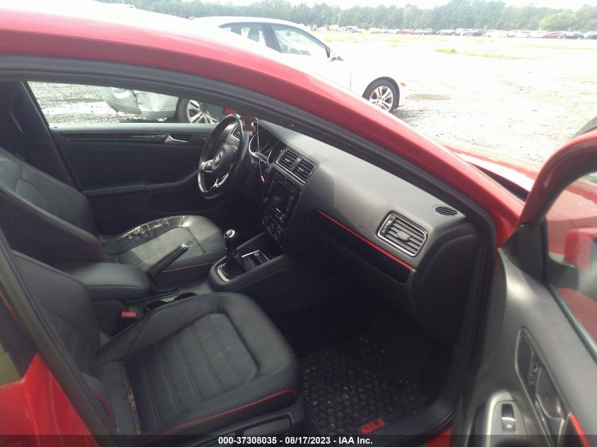 2015 VOLKSWAGEN JETTA SEDAN 2.0T GLI SE - 3VW5S7AJ3FM345560