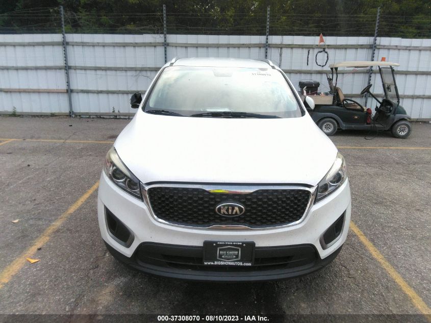 2016 KIA SORENTO LX - 5XYPGDA38GG108283