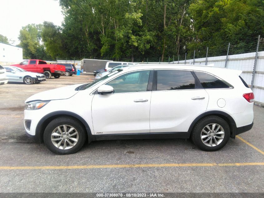 2016 KIA SORENTO LX - 5XYPGDA38GG108283
