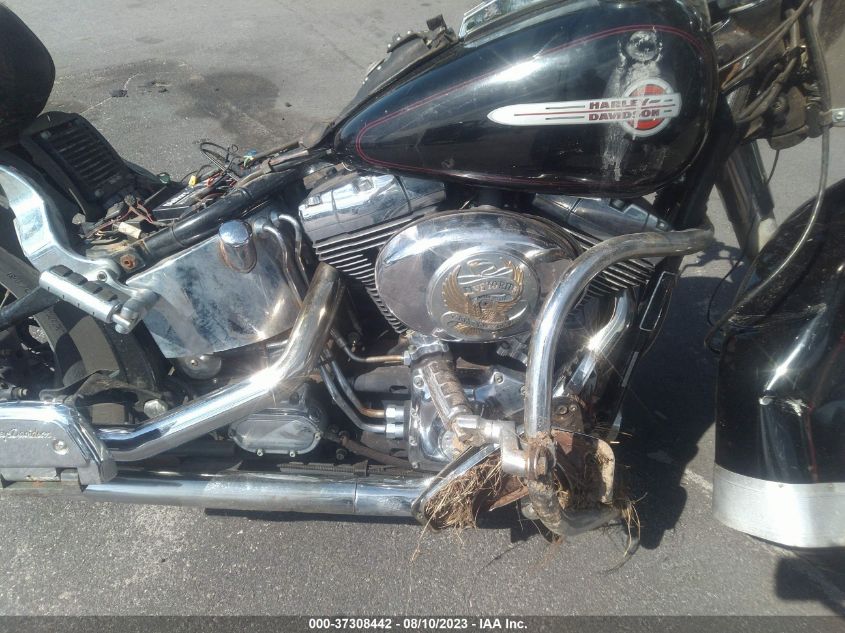 2002 HARLEY-DAVIDSON FLSTCI - 1HD1BWB182Y056729