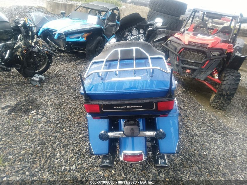 2010 HARLEY-DAVIDSON FLHTK 1HD1KEM19AB613138