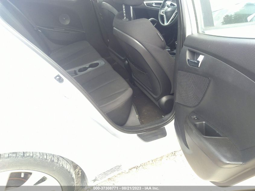 2016 HYUNDAI VELOSTER - KMHTC6AD9GU268861